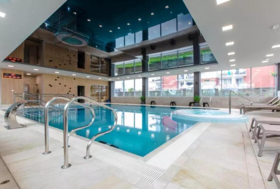 Apartament Crystal Rewal